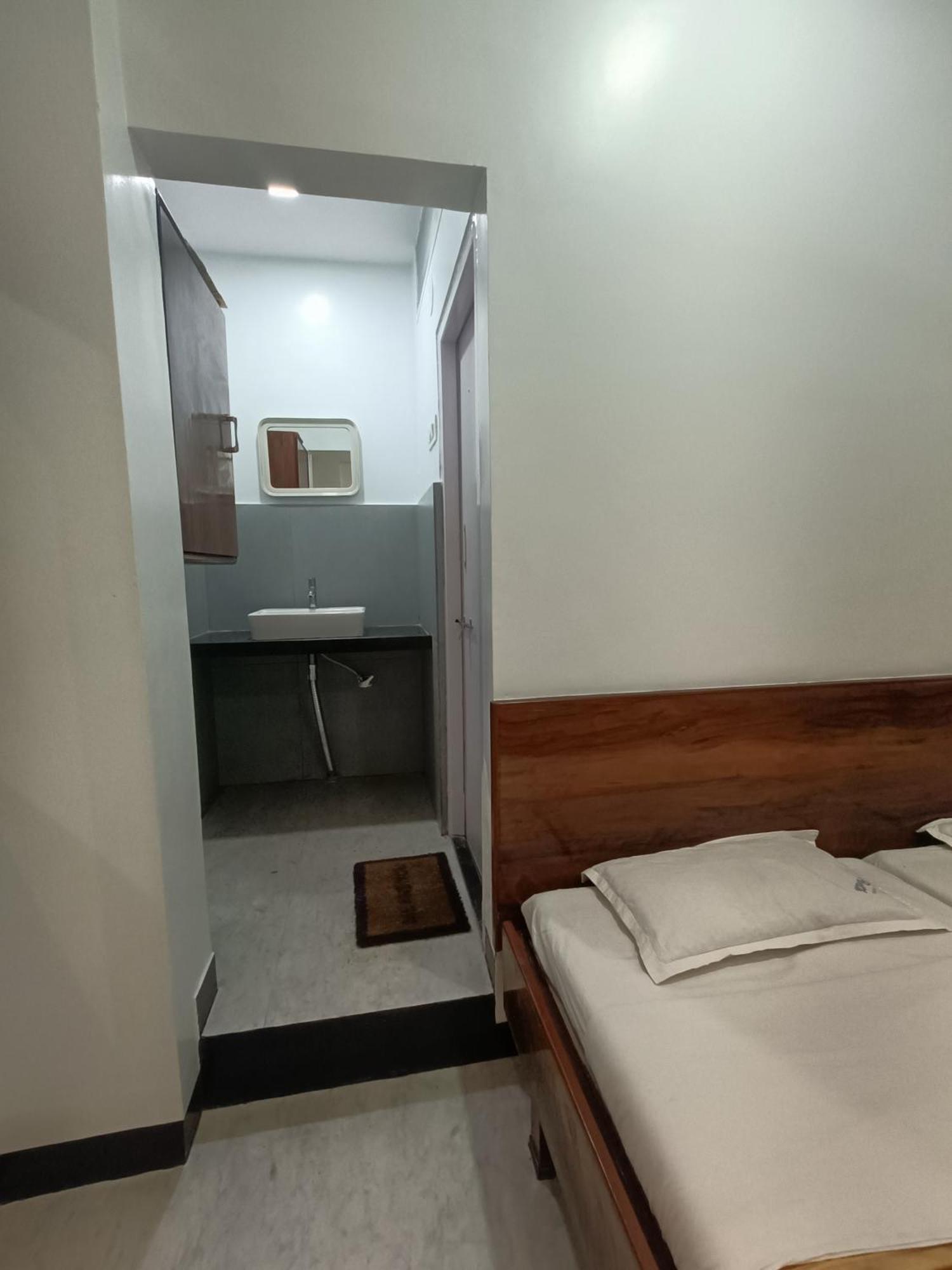 Hotel Parth Residency Kolhapur Eksteriør bilde