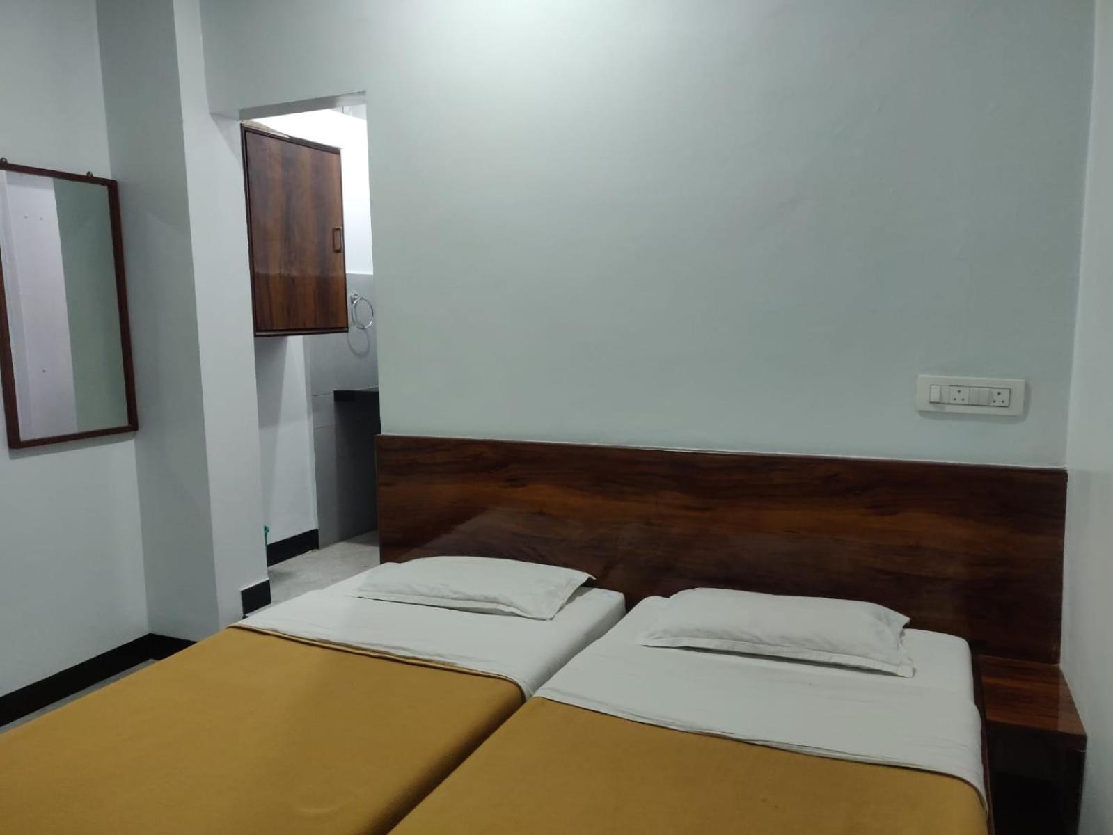 Hotel Parth Residency Kolhapur Eksteriør bilde