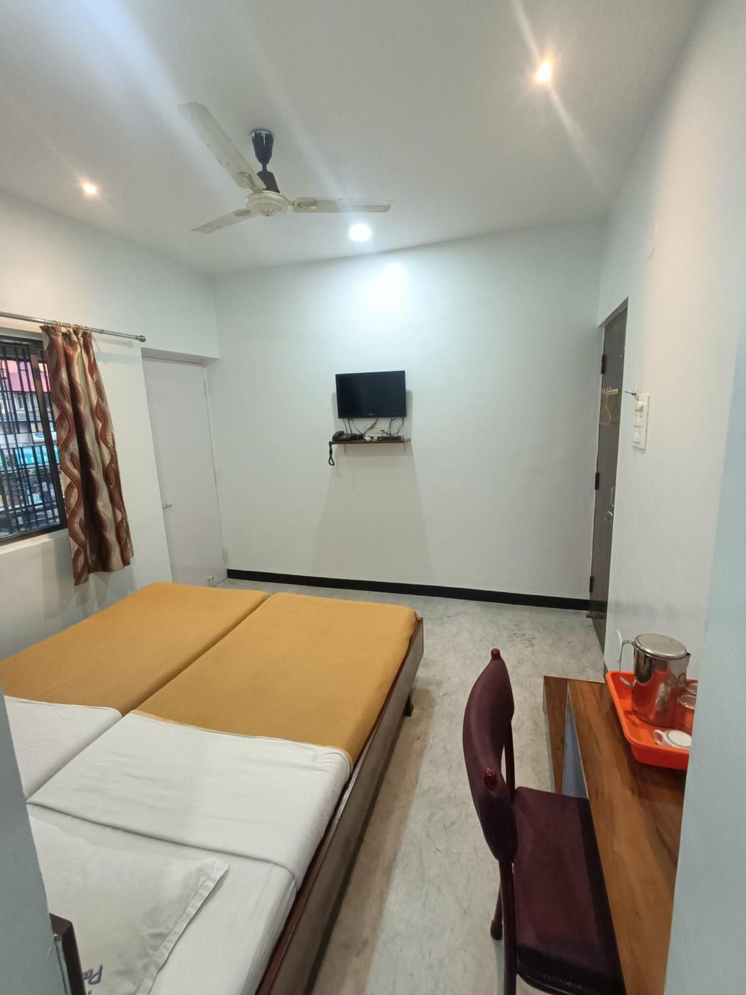 Hotel Parth Residency Kolhapur Eksteriør bilde