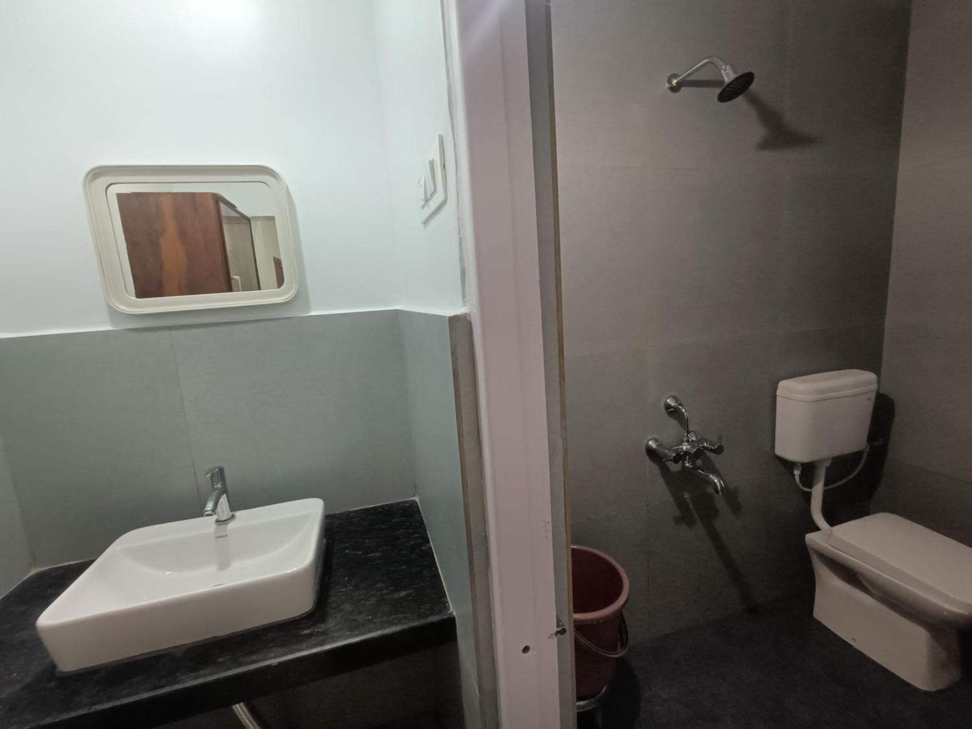 Hotel Parth Residency Kolhapur Eksteriør bilde